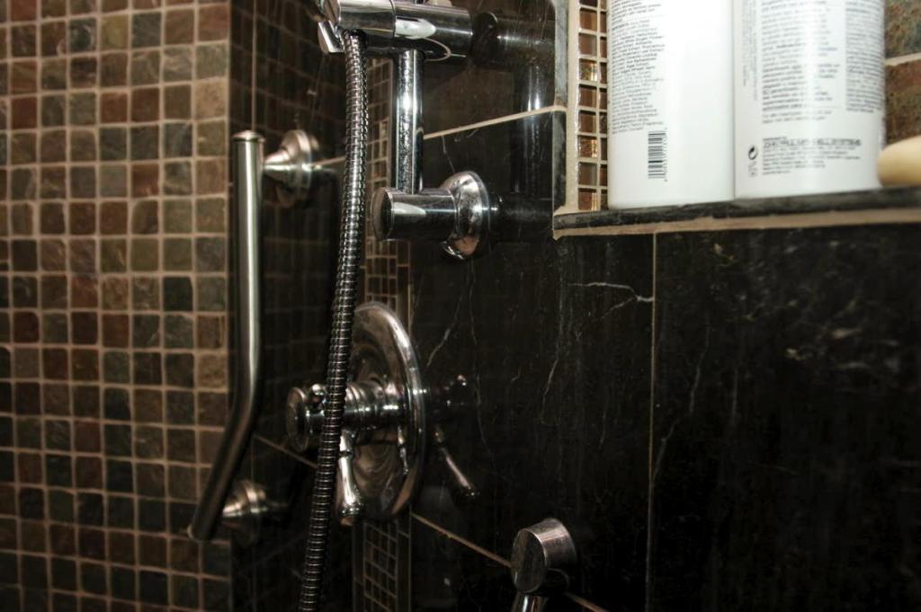 Seal Bay Bath renovation photo 3